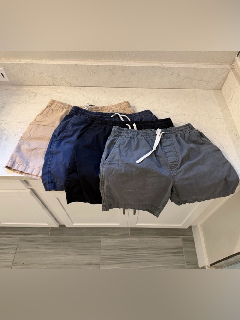 J. Crew Men’s Shorts 4 Pairs Size Medium 6 Inch Inseam